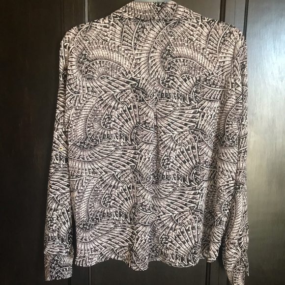 BCBG MaxAzaria wrap top. Size large. - Picture 4 of 4